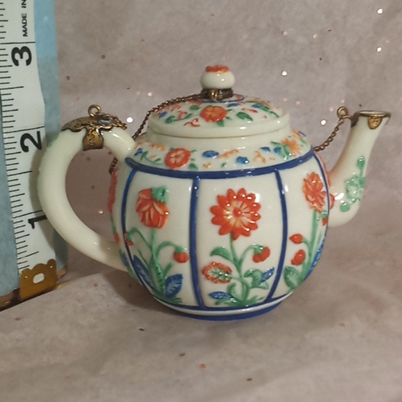 “Nini Japanese Kakiemon Small TeaPot” - Picture 2 of 8